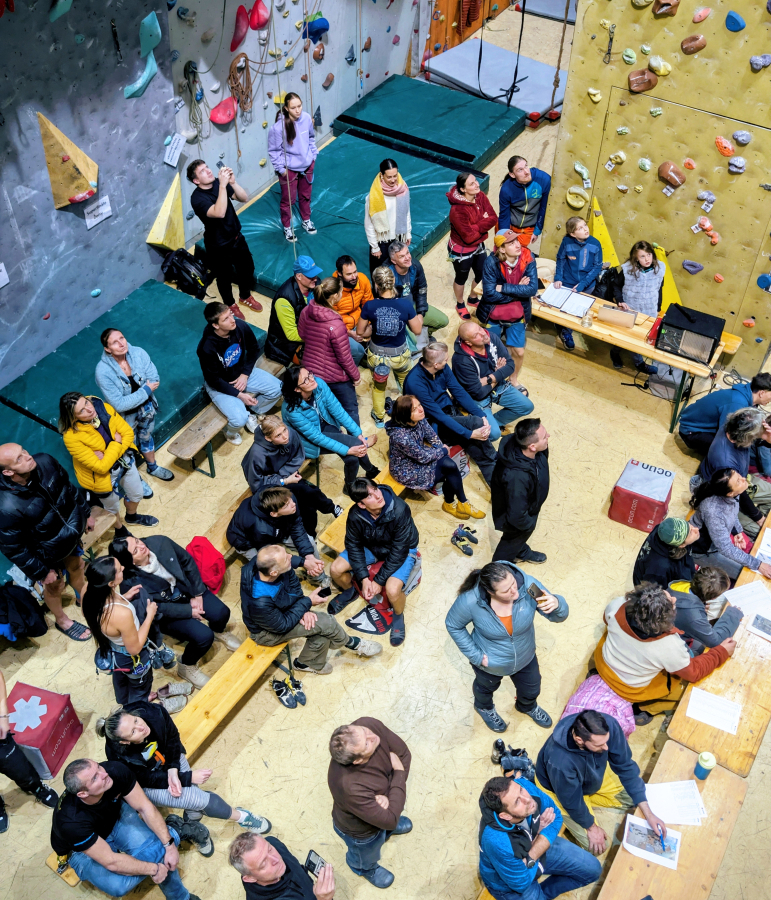 Foto k článku Lezení pro skupiny, oddíly, sportovní a jině kluby